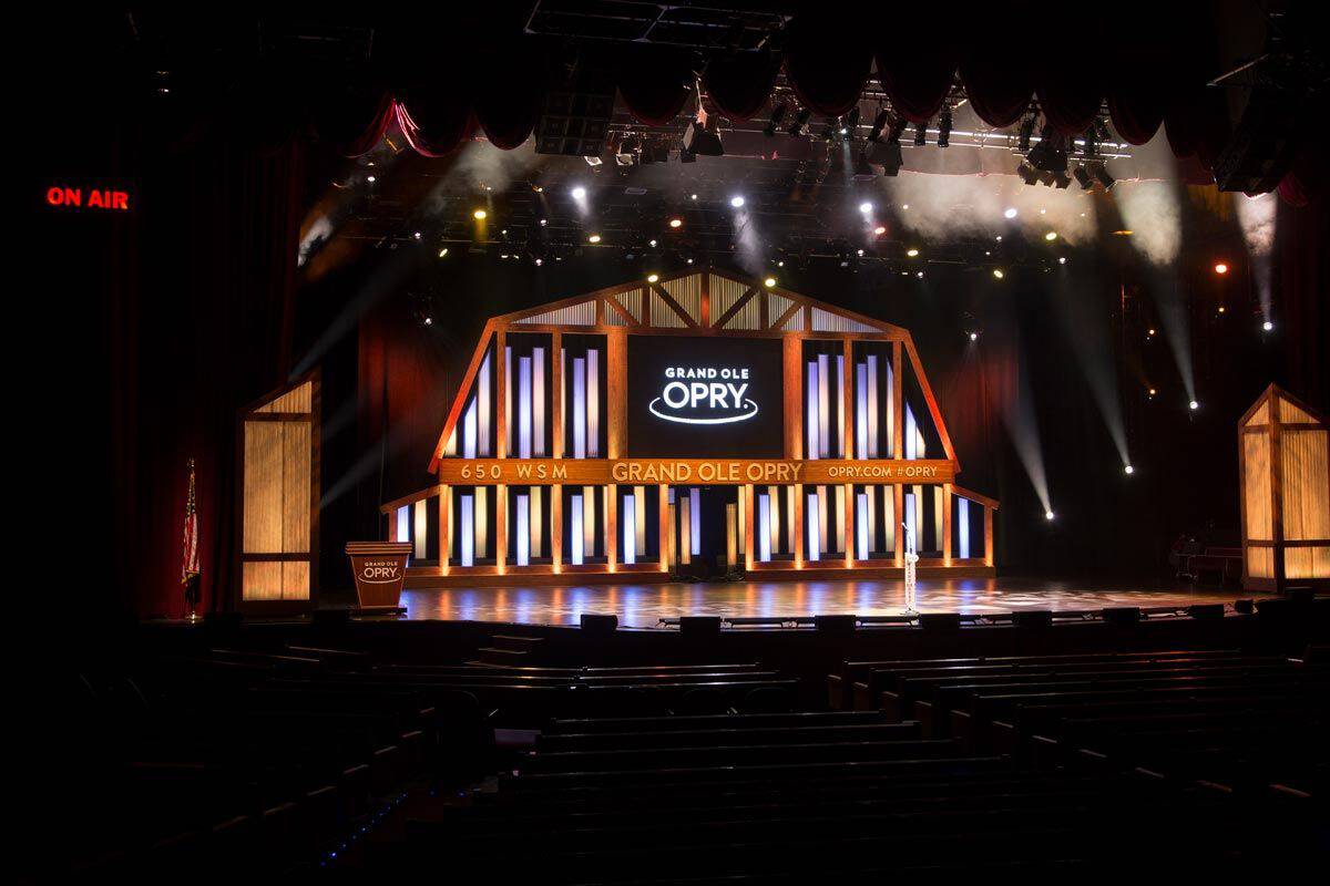 nashville destination wedding grand ole opry