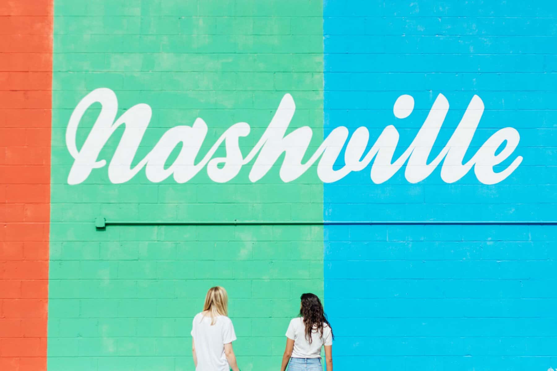 nashville mural nashville view best fun art tn couple park state sign bar opry wall party ole