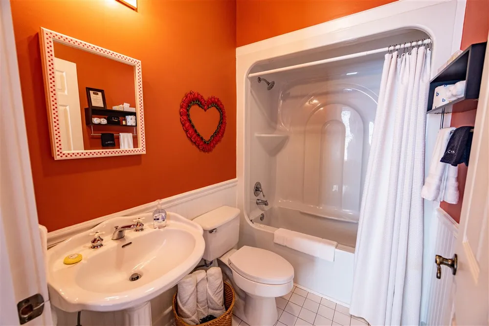bathroom at the manor at legacy farms